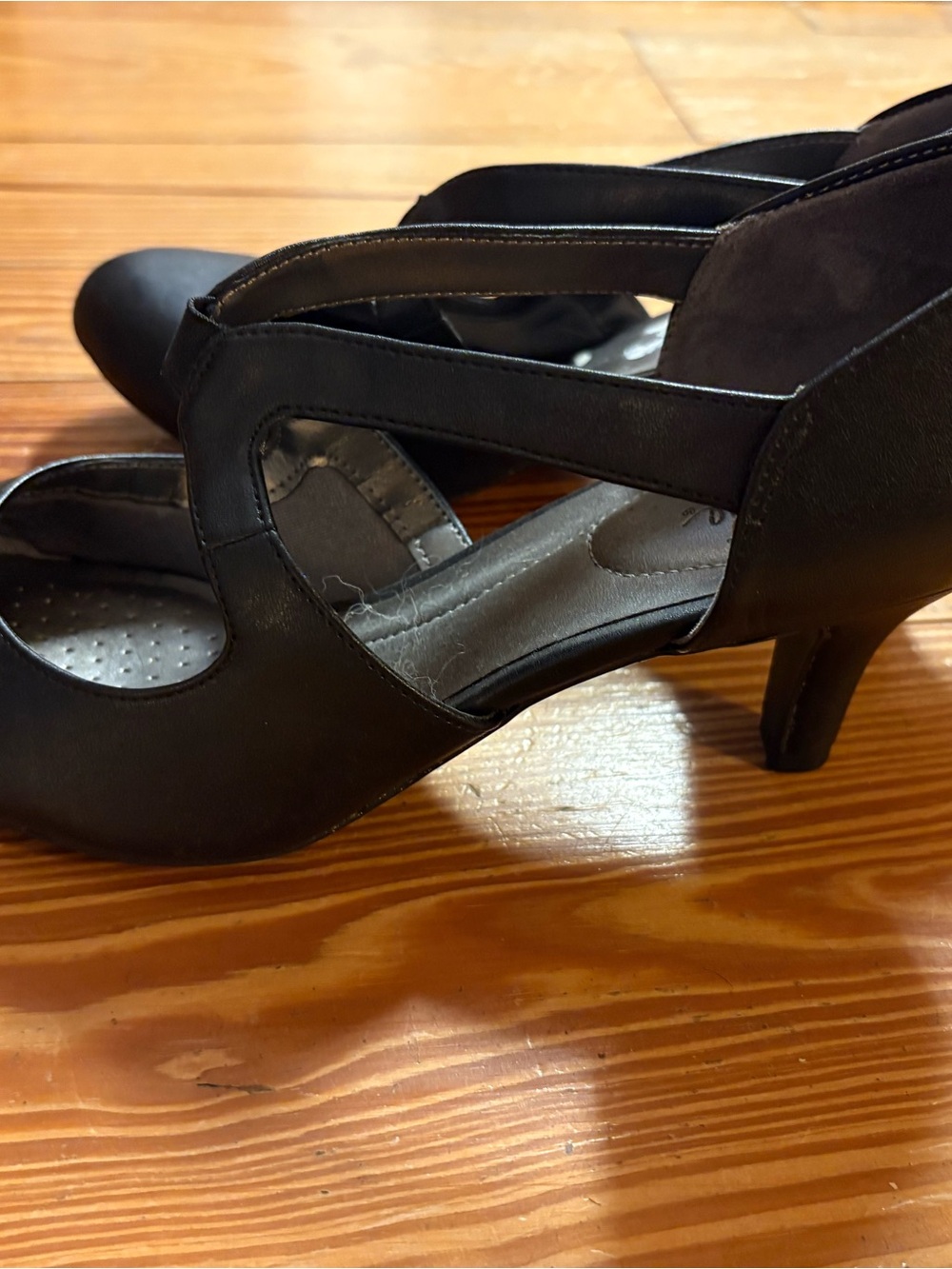 Life Stride Black Strappy Mid Heel Pumps